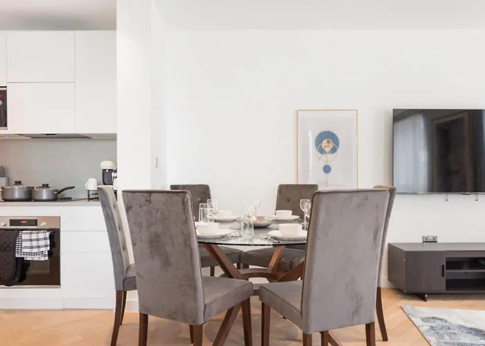 Melrose Place 7Beds Free Wifi Wembley Stadium 15Mins To Central London